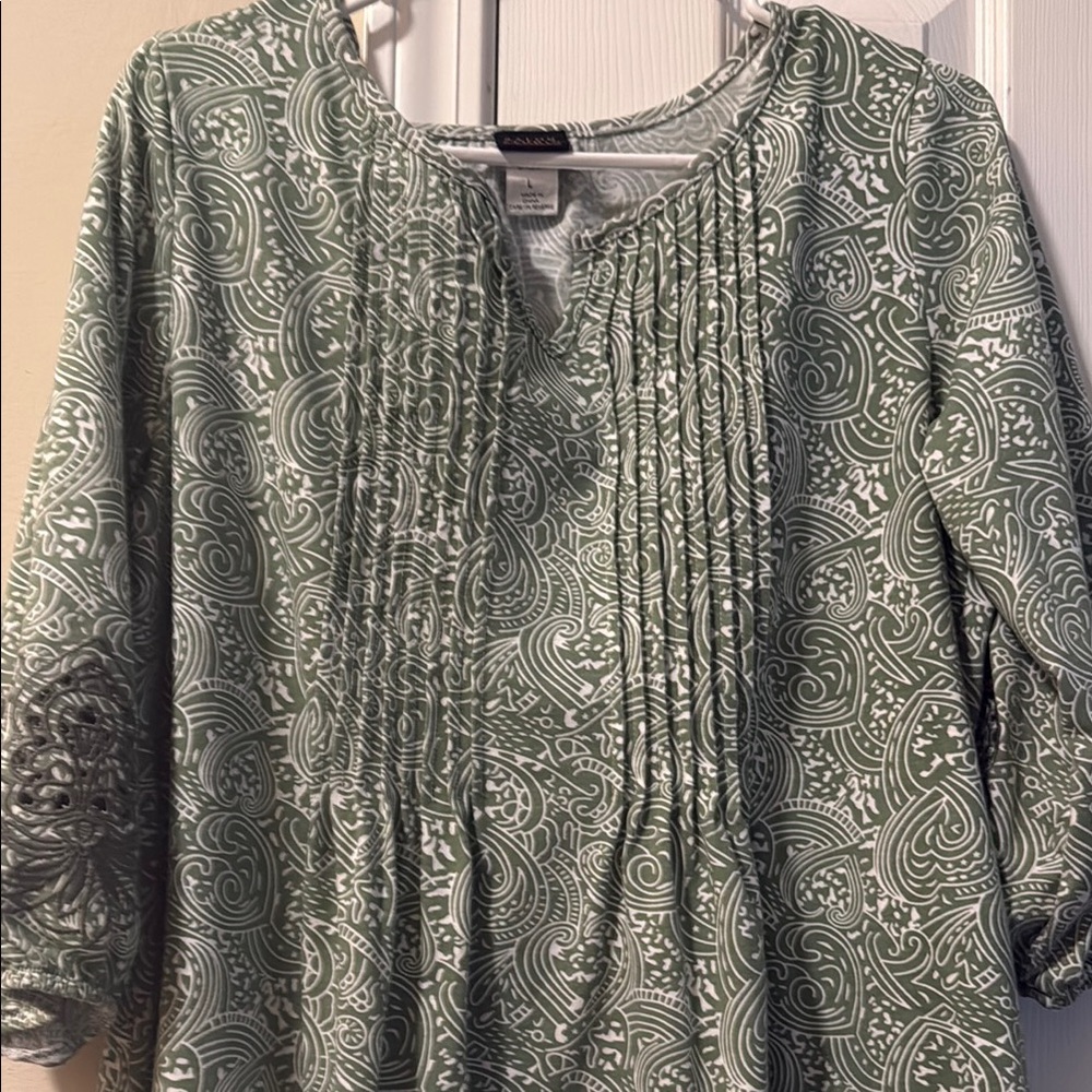 Green Patterned Women's Top